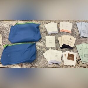 MONAT Silicone Jelly Pouches X2 with Samples